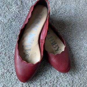 Maroon flats - size 8